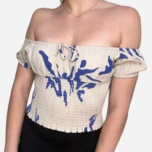 Wilfred aritzia peasant runched milkmaid top size XS